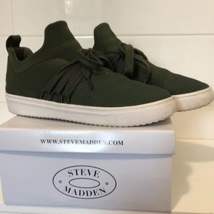 Steve Madden Sneakers